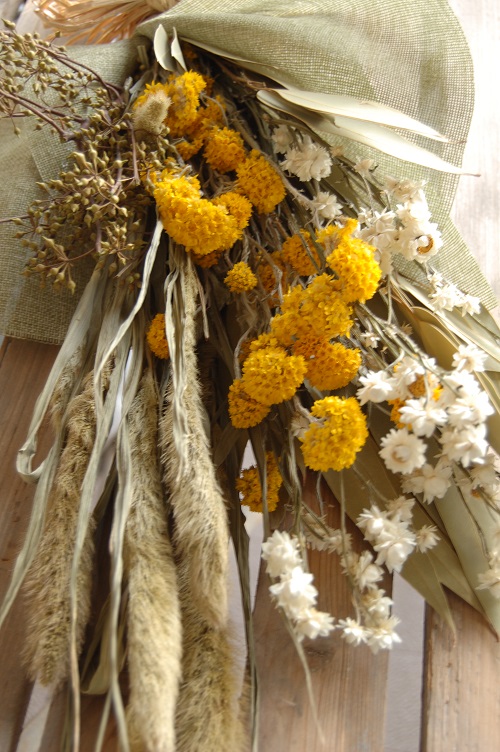 スワッグ・サンフォルディ＊インテリアに人気の壁飾り花束