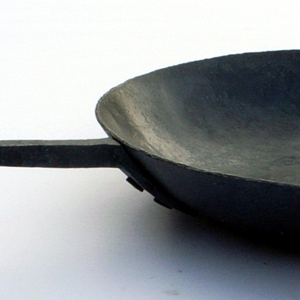 密買東京｜何も説明できない｜商品詳細（フライパン - studio tint