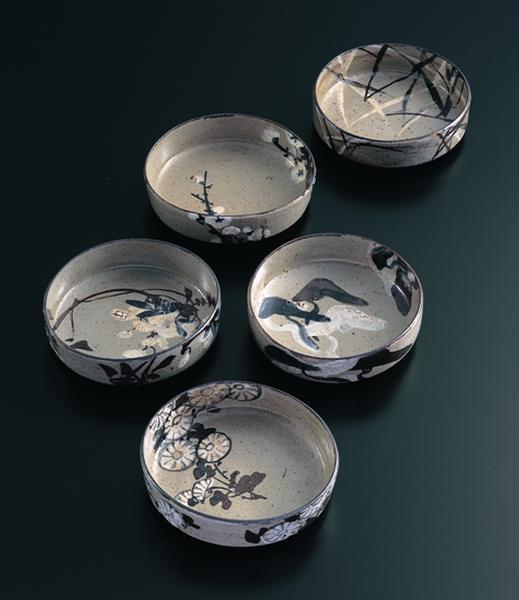 乾山写松絵金箔ちらし蓋物10客　　新品未使用 田端志音の乾山写色絵金彩菊図向付 | 人生を豊かにする東京ウェブ