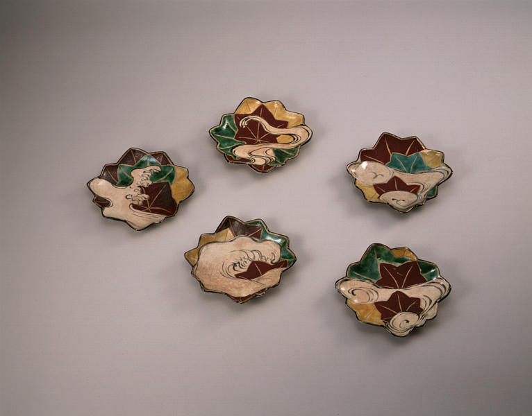 乾山色絵竜田川図向付 - MIHO MUSEUM