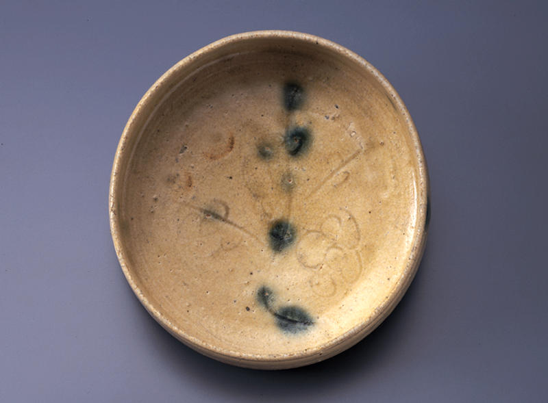 黄瀬戸鉦鉢 - MIHO MUSEUM