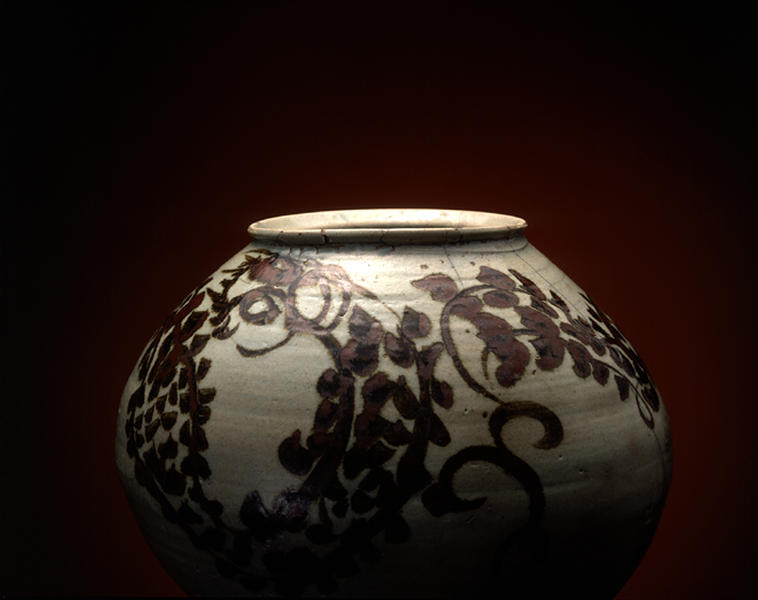 鉄砂竜文壺 - MIHO MUSEUM