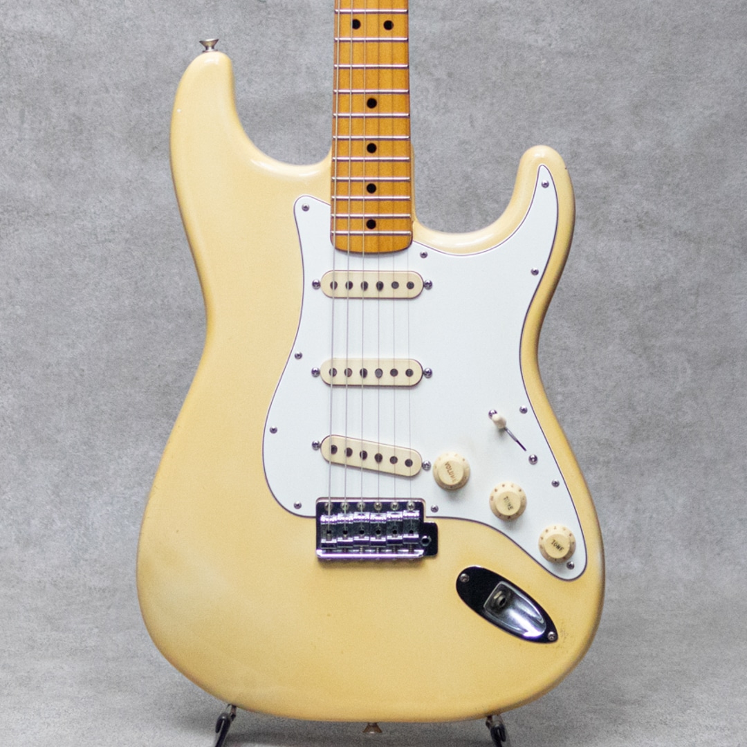 Stratocaster Olympic White / 1974: エレキギター｜三木楽器公式通販