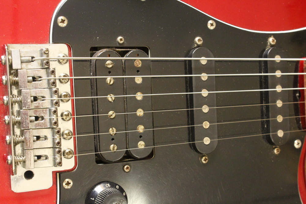 TOKAI Limited Edition Stratocaster SSH Japan