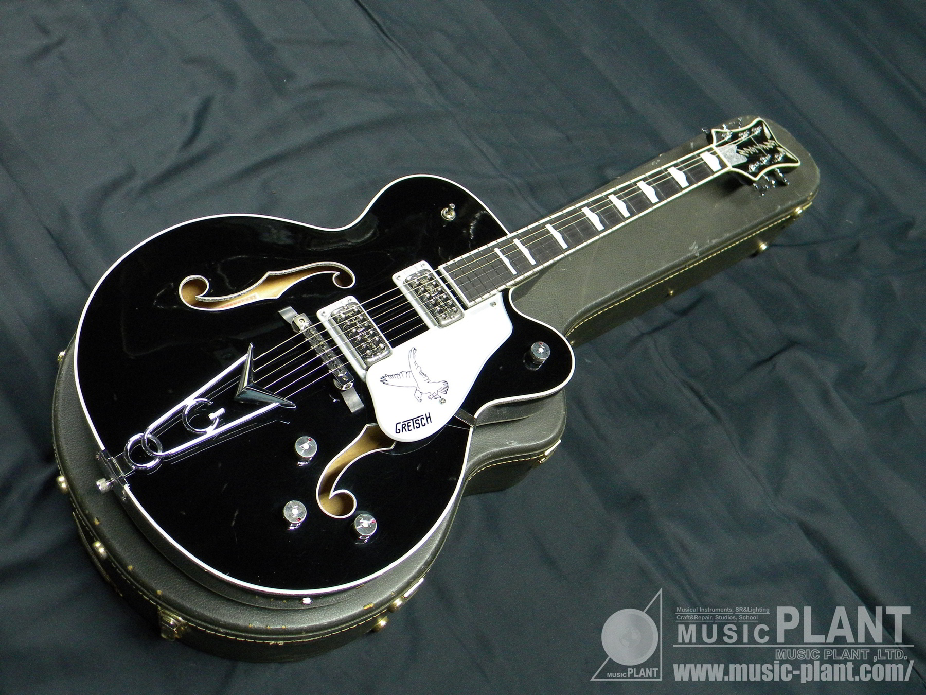 GRETSCH フルアコ6136SL Silver Falcon中古()売却済みです。あしからず