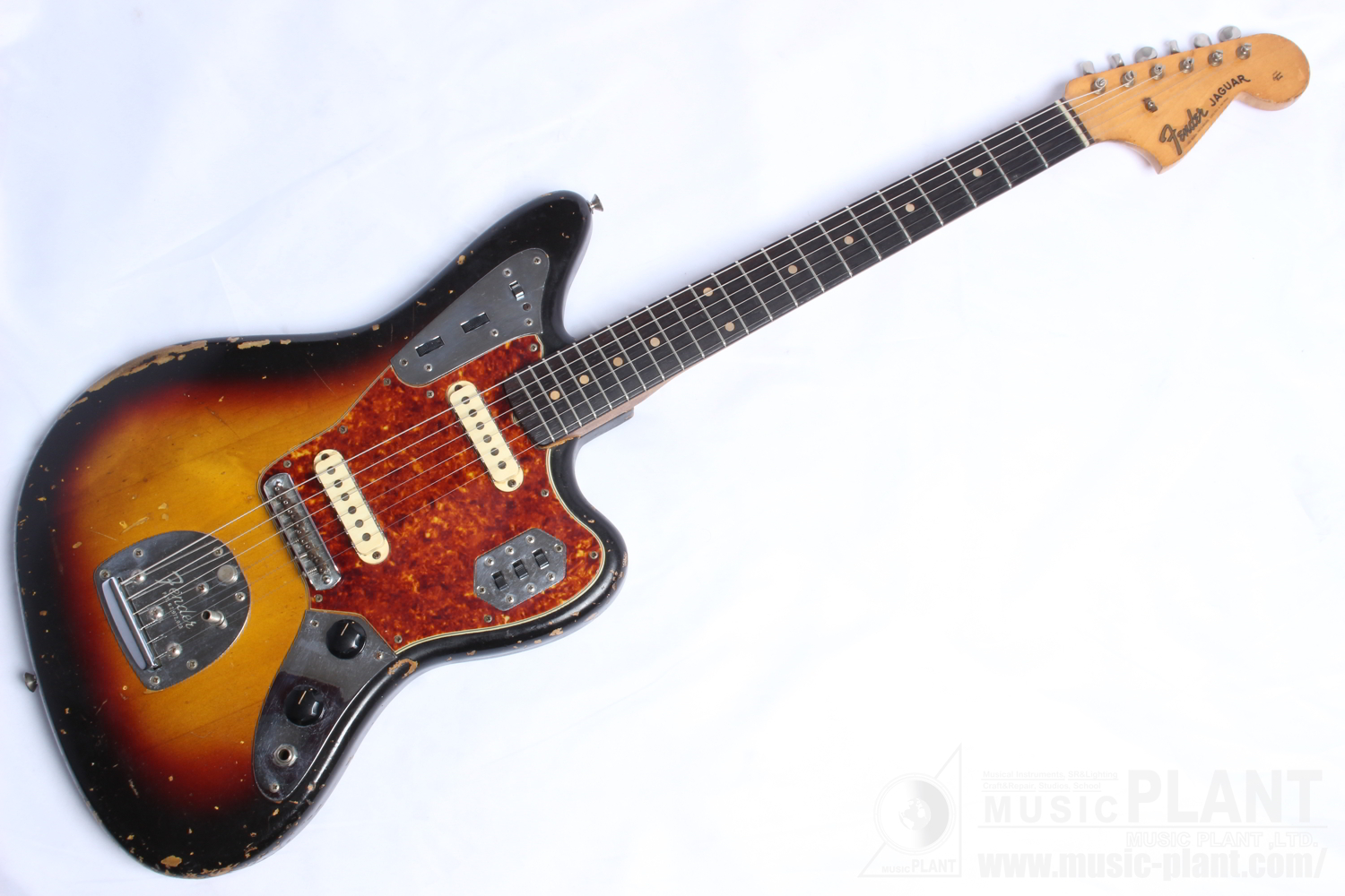 Fender USA エレキギターJaguar 1962年製 3-Tone Sunburst中古()売却