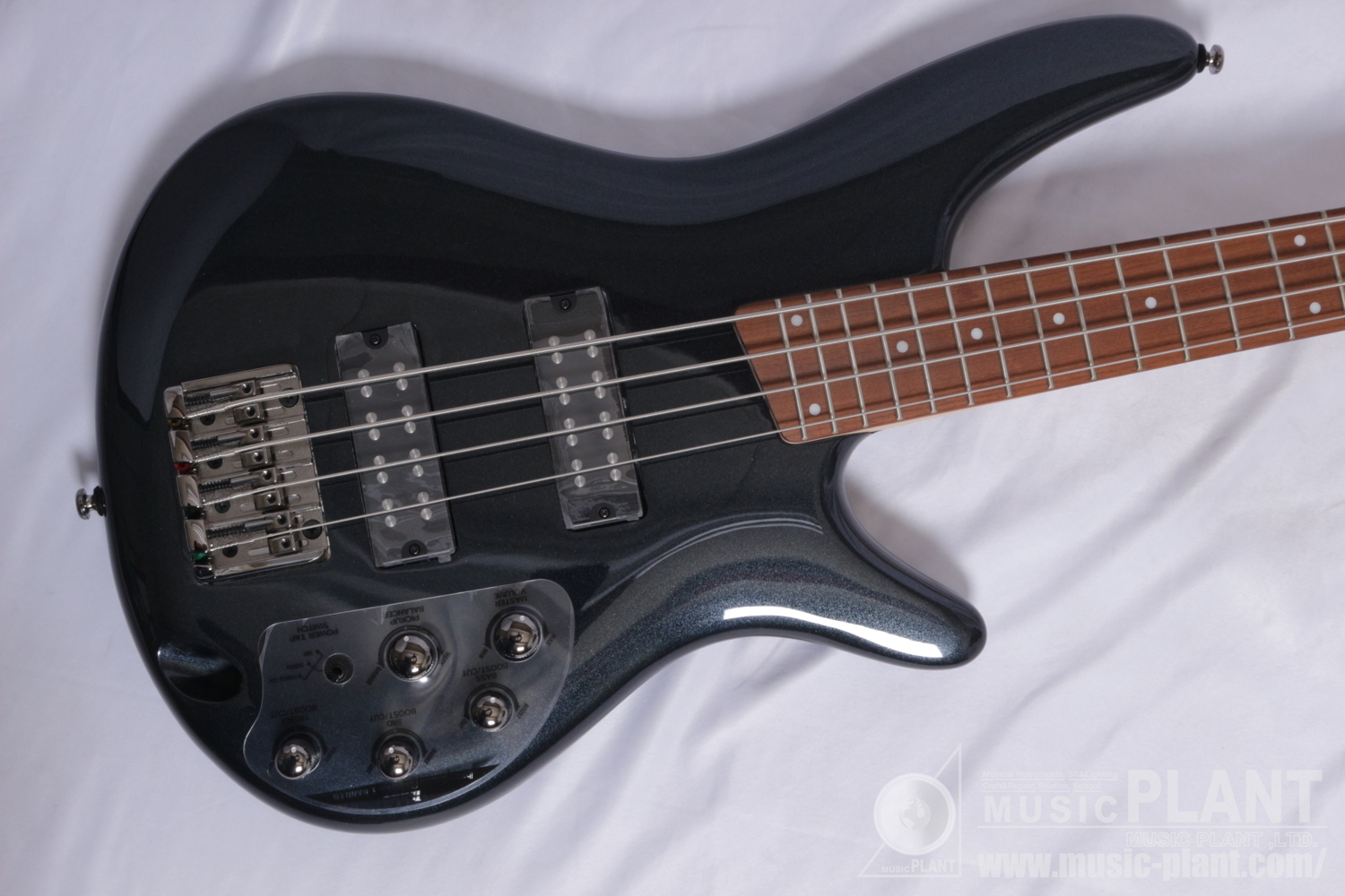 Ibanez SR Standardシリーズ エレキベースSR300E IPT新品在庫状況をご