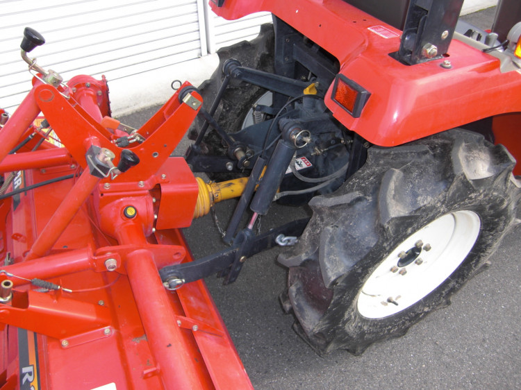 トラクターを買う時チェック！「ヒッチ」って何？ - ノウキナビブログ