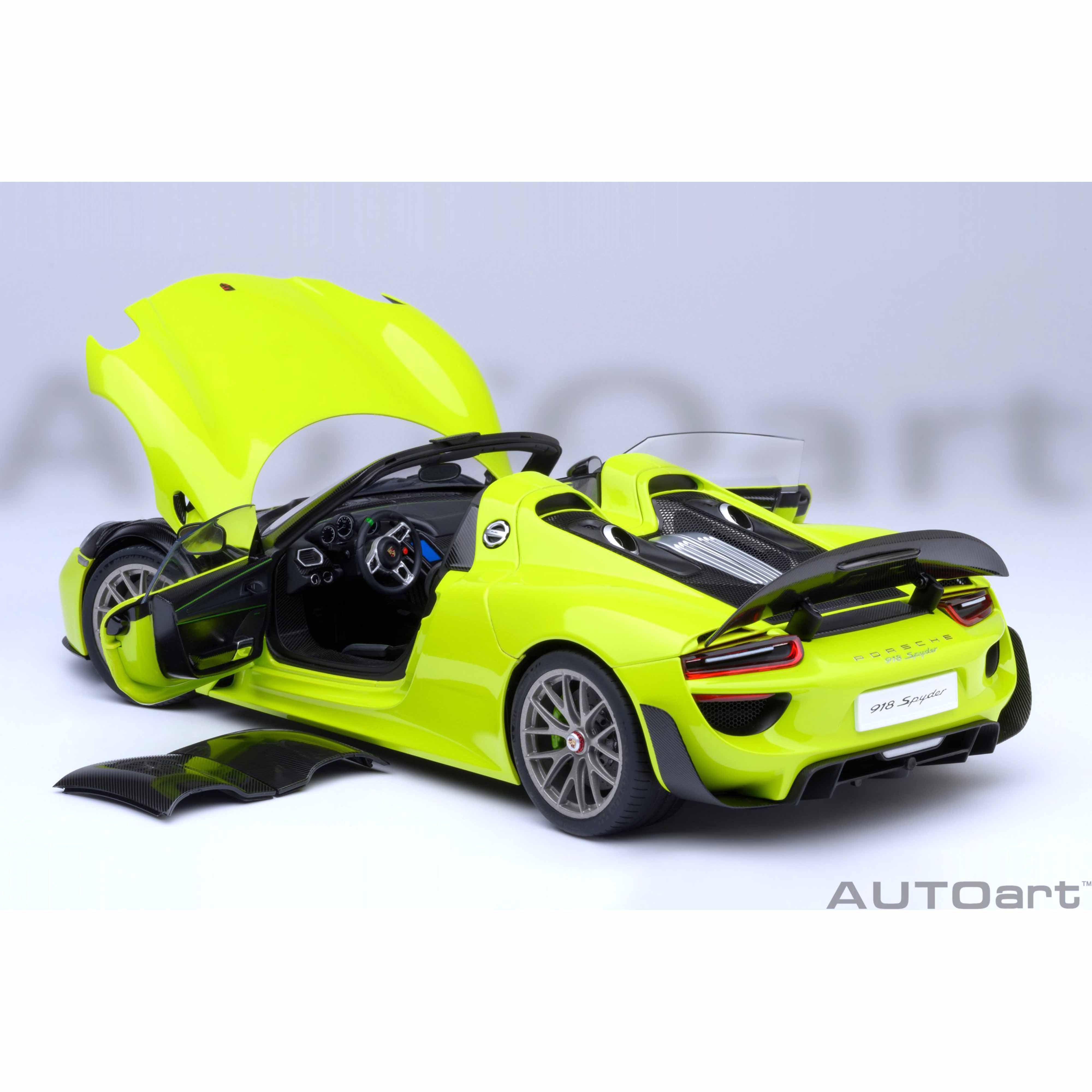 Porsche 918 Spyder Weissach Package Acid Green 1:18 – Norev