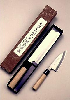 正宗工芸美術製作所（鎌倉市）：刃物及び鉄工芸品を製作。全国発送も