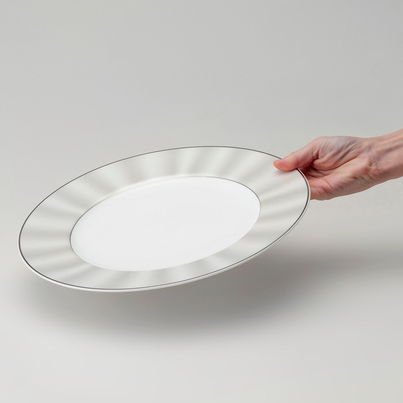 nikko食器｜30cmサービスプレート (シルクプラチナム)｜プレート・深皿