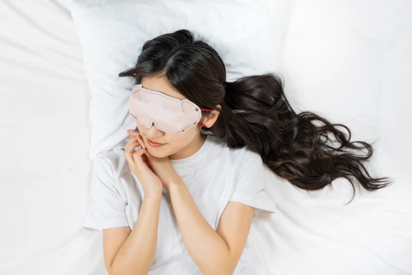 ひとみの休息 3Dアイマスク シェルピンク 個包装5枚入り | 横井定株式