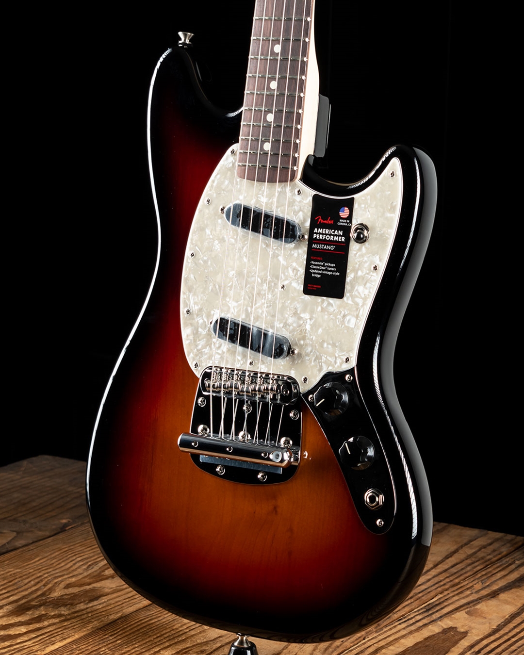 Fender American Performer Mustang - 3-Color Sunburst