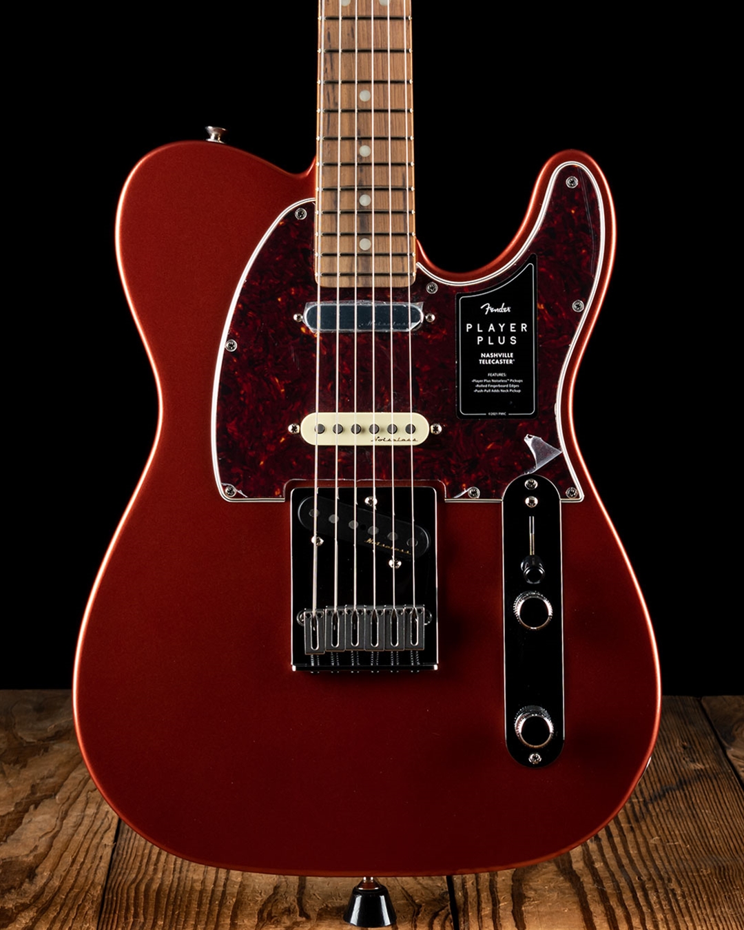 Fender Player Plus Nashville Telecaster - Aged Candy Apple Red