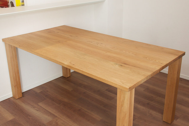 クルミ”材と”ウォールナット”材の違いは？ | 無垢材家具で温かい