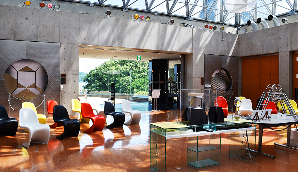 1年計砂時計『砂暦』（タイムホール）大田市でガラス工芸を体験できる