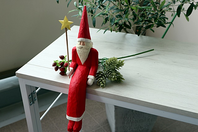 イソベサンタ サンタ クリスマス 座りサンタ星もち袋 山帰来～日々のくらし