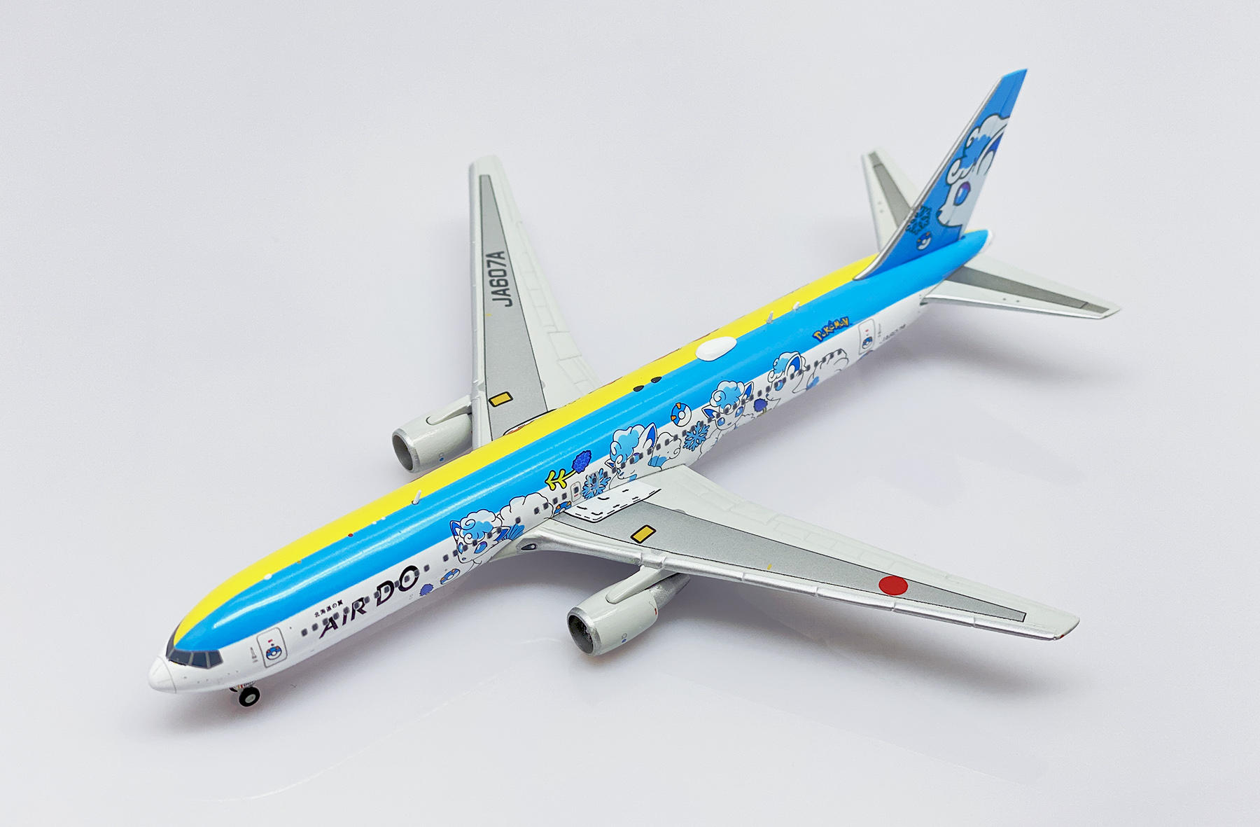 ScaleModelStore.com :: JC Wings 1:400 - SA4004 - Air Do Boeing 767