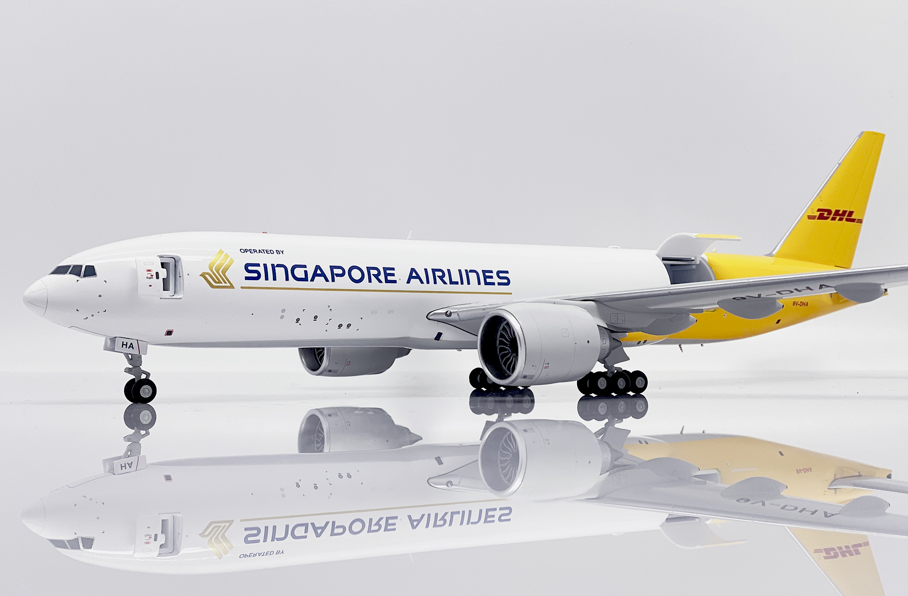 ScaleModelStore.com :: JC Wings 1:200 - SA2021C - Singapore
