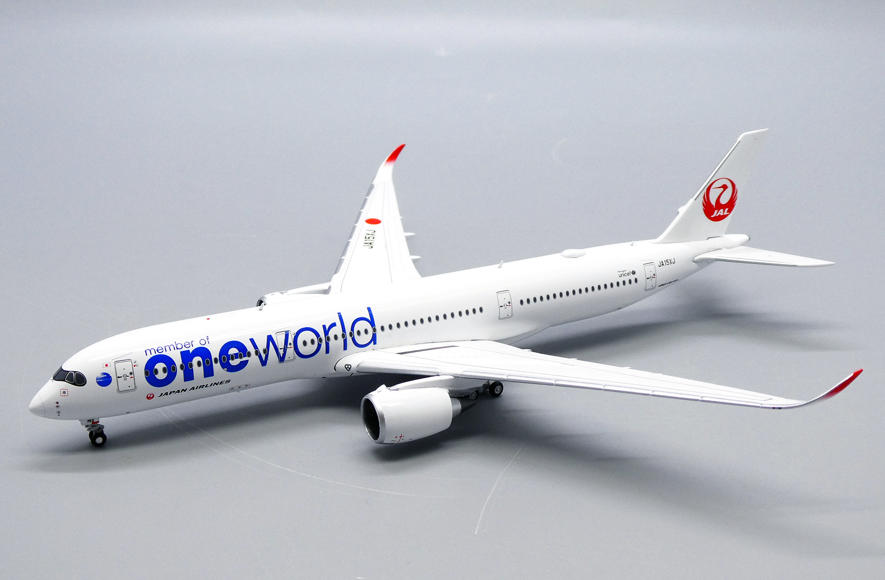 ScaleModelStore.com :: JC Wings 1:400 - SA4003 - Japan Airlines
