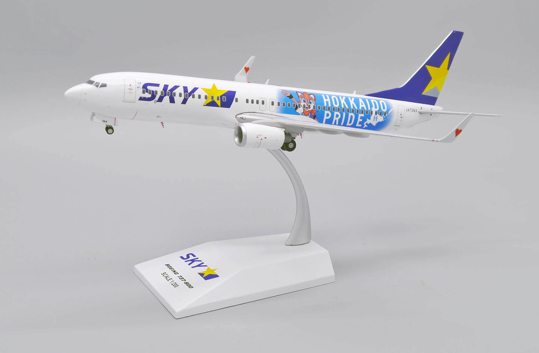 ScaleModelStore.com :: JC Wings 1:200 - EW2738008 - Skymark