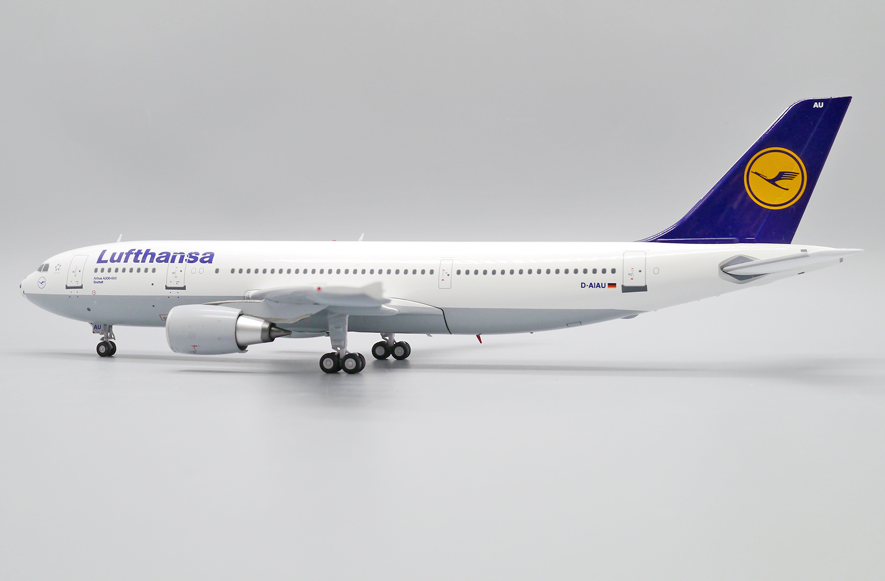 ScaleModelStore.com :: JC Wings 1:200 - EW2306002 - Lufthansa