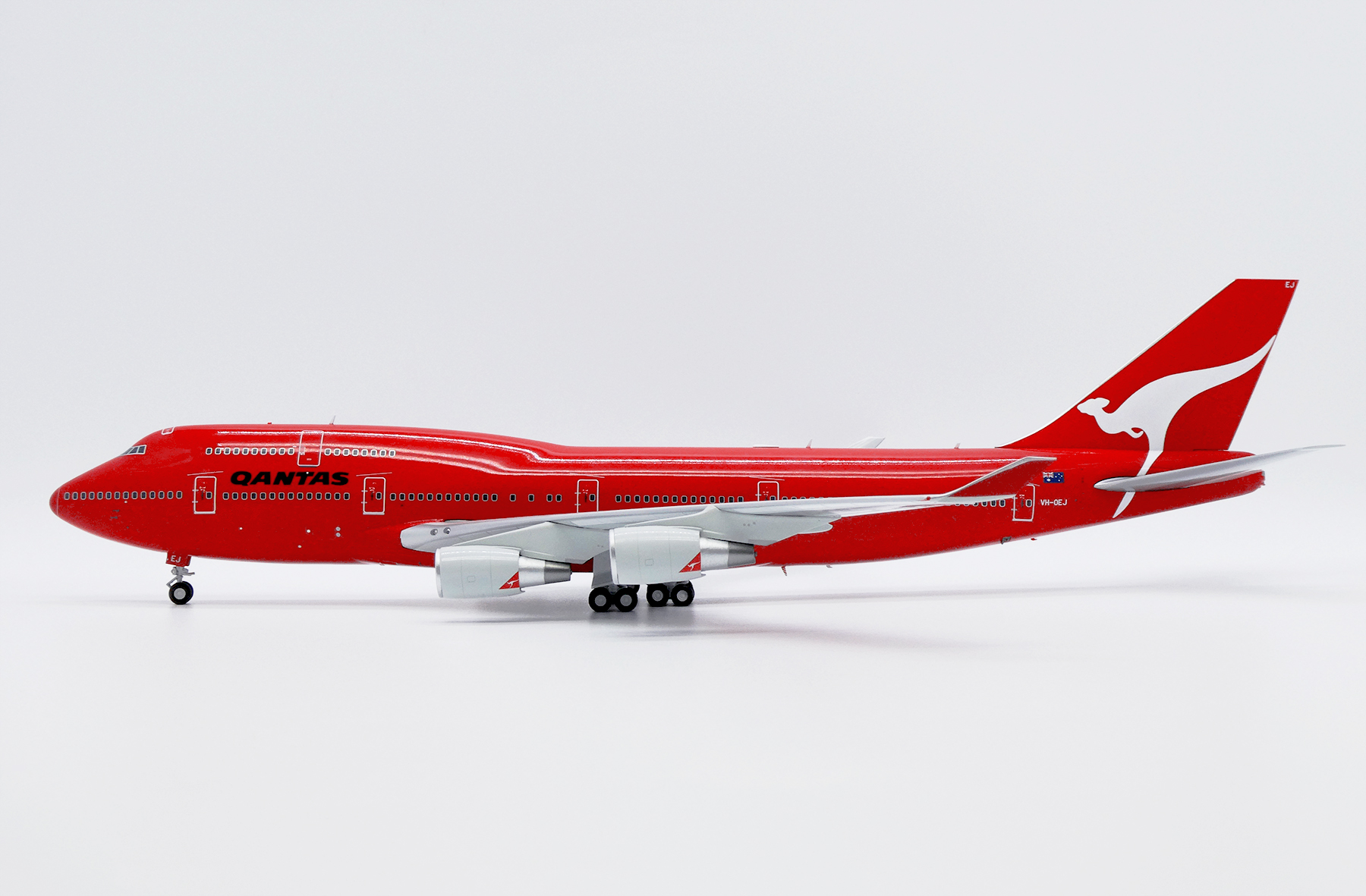 ScaleModelStore.com :: JC Wings 1:200 - XX20376 - Qantas Boeing
