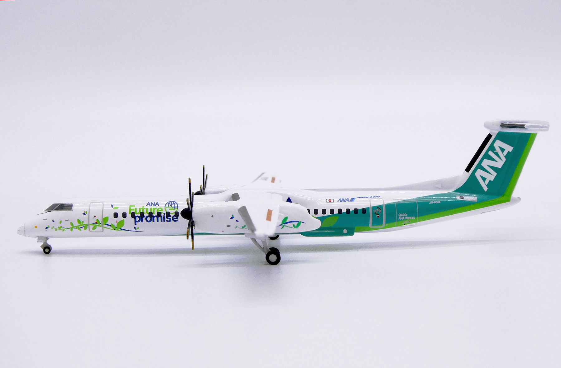航空機・ヘリコプター ANA DHC-8-402Q Dash 8 JA855A 航空機