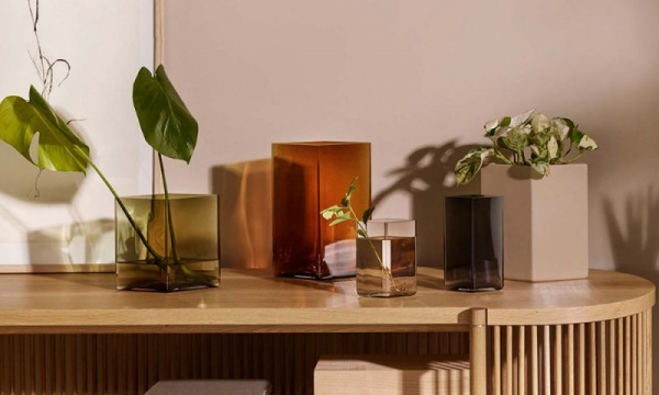 ルーツ フラワーベース 115×180mm / グレーiittala（イッタラ