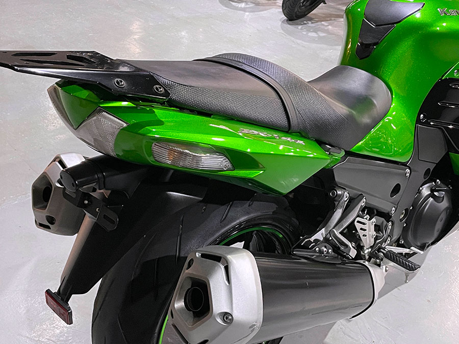 KAWASAKI ZX-14R ZXT40E – 京都のバイクショップSPEC-M（スペックエム