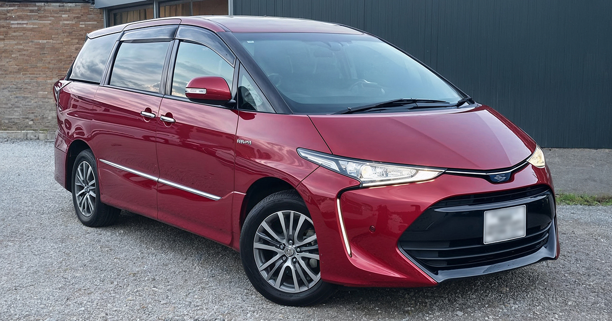 Toyota Estima Hybrid Evolution – A Decade of 7 & 8 Seater