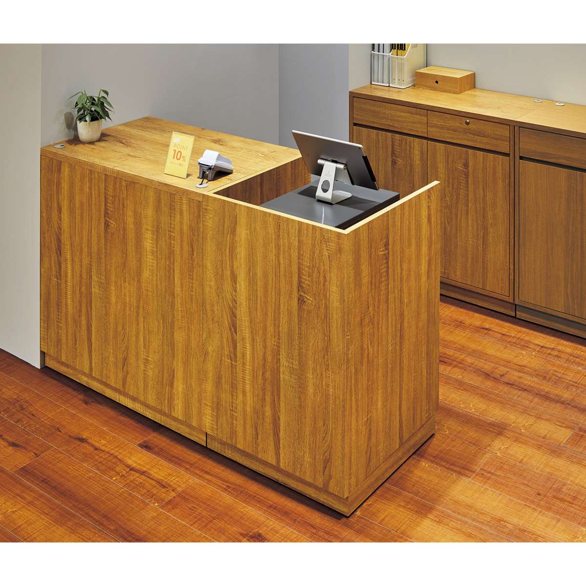 三方枠レジスタンド〔ストエキオリジナル〕 エクリュ