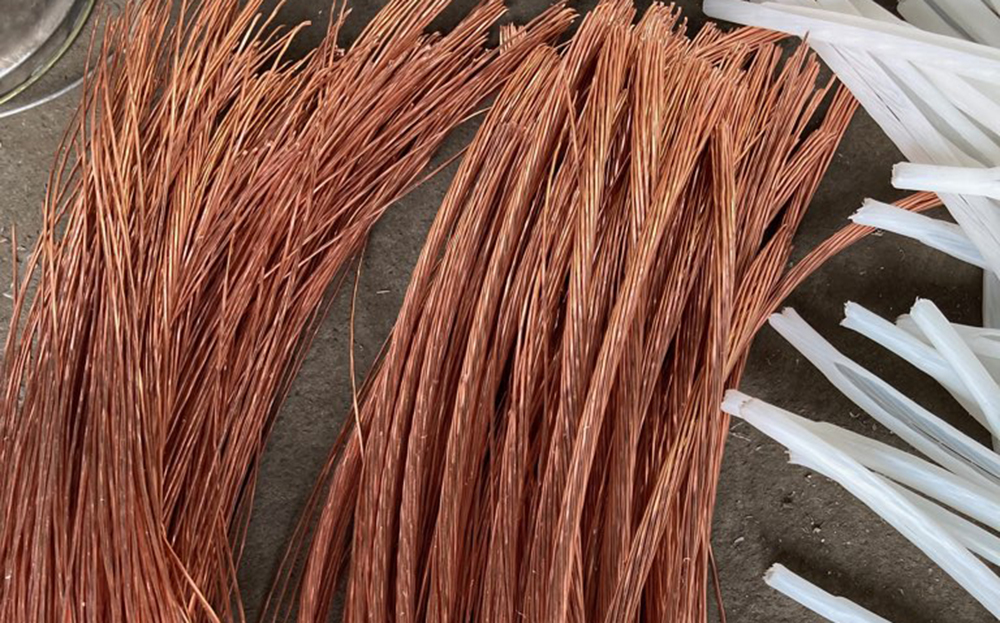 有限会社鈴喜商店｜熱や電気の伝導率が高い銅線・ピカ線の買取