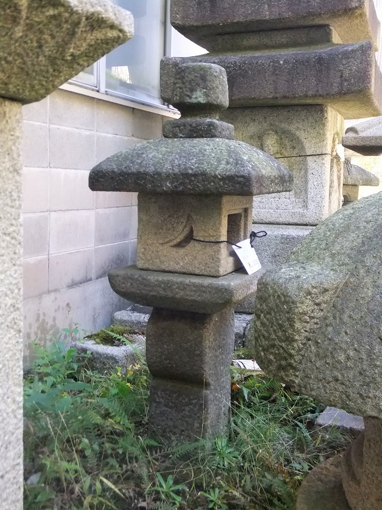 織部 4.5尺 ノミの製品案内愛知県岡崎市の石灯篭・水鉢蹲など石材製品