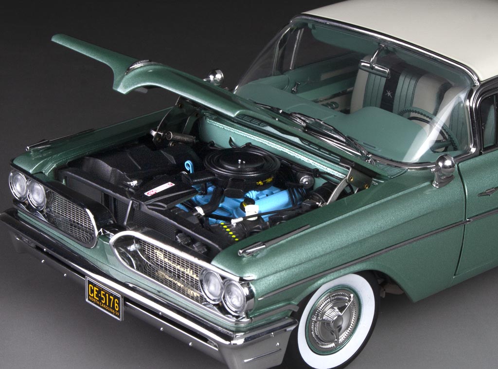 1959 Pontiac Bonneville Hardtop – Cameo Ivory / Jademist Green