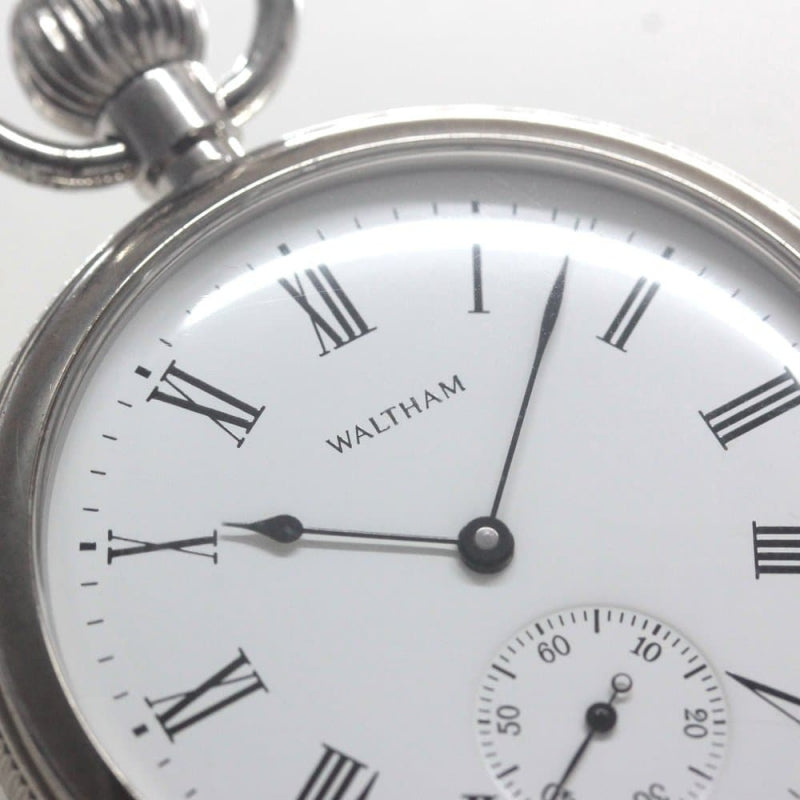 絶版モデルのウォルサム（WALTHAM）社製ヴァンガードスペシャル懐中