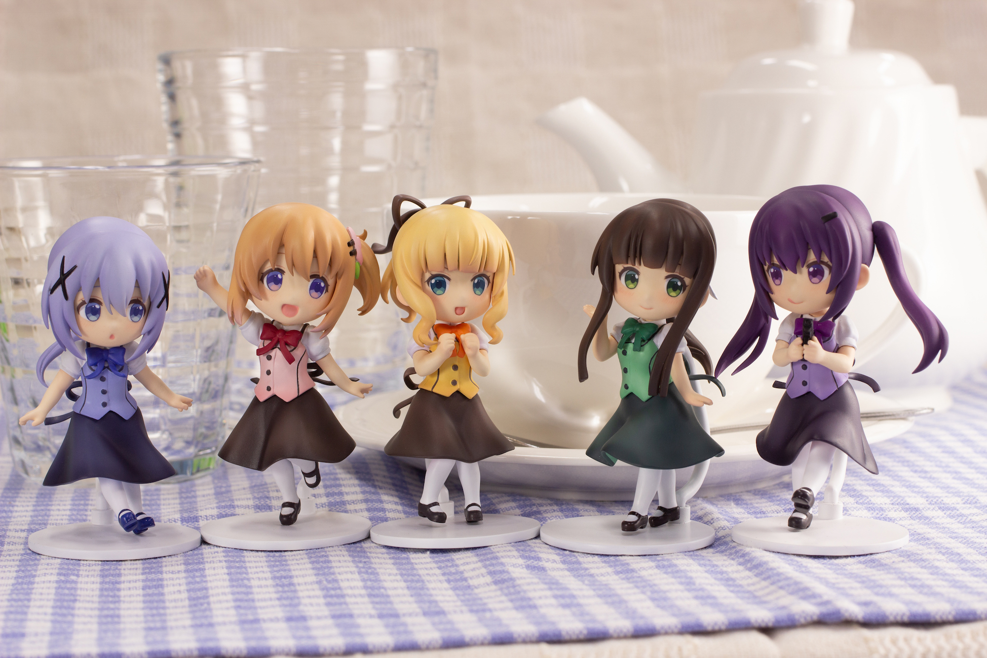 ミニフィギュア ココア・チノ・リゼ・千夜・シャロ 特設ページ