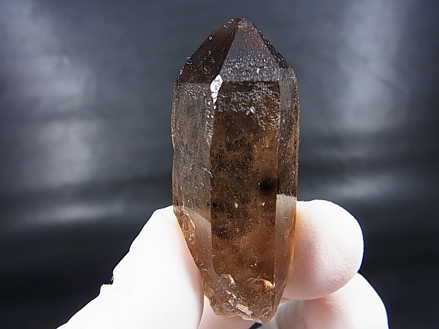 スカルドゥ産スモーキークオーツ（ホットスポット付き） 30.9g