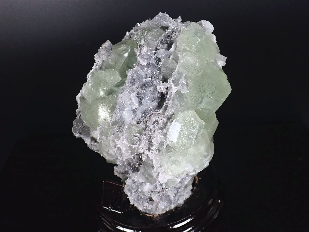 ◇圧巻!!大自然が創り上げた芸術的クラスター◇フローライトと水晶の