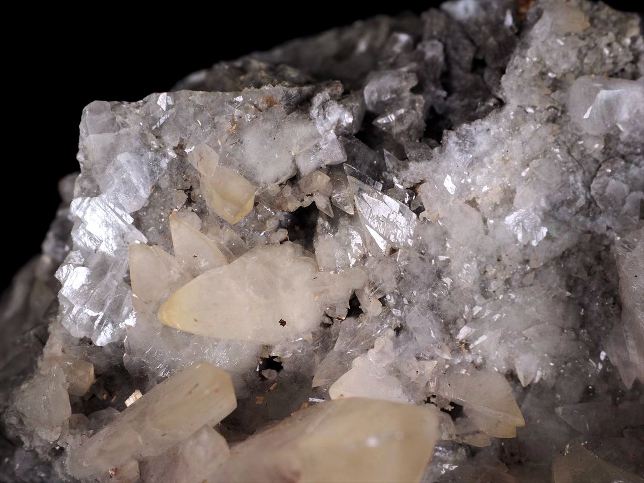 ◇贅沢！たっぷり大きめ結晶◇上品なゴールデンイエローカラー◇太陽の