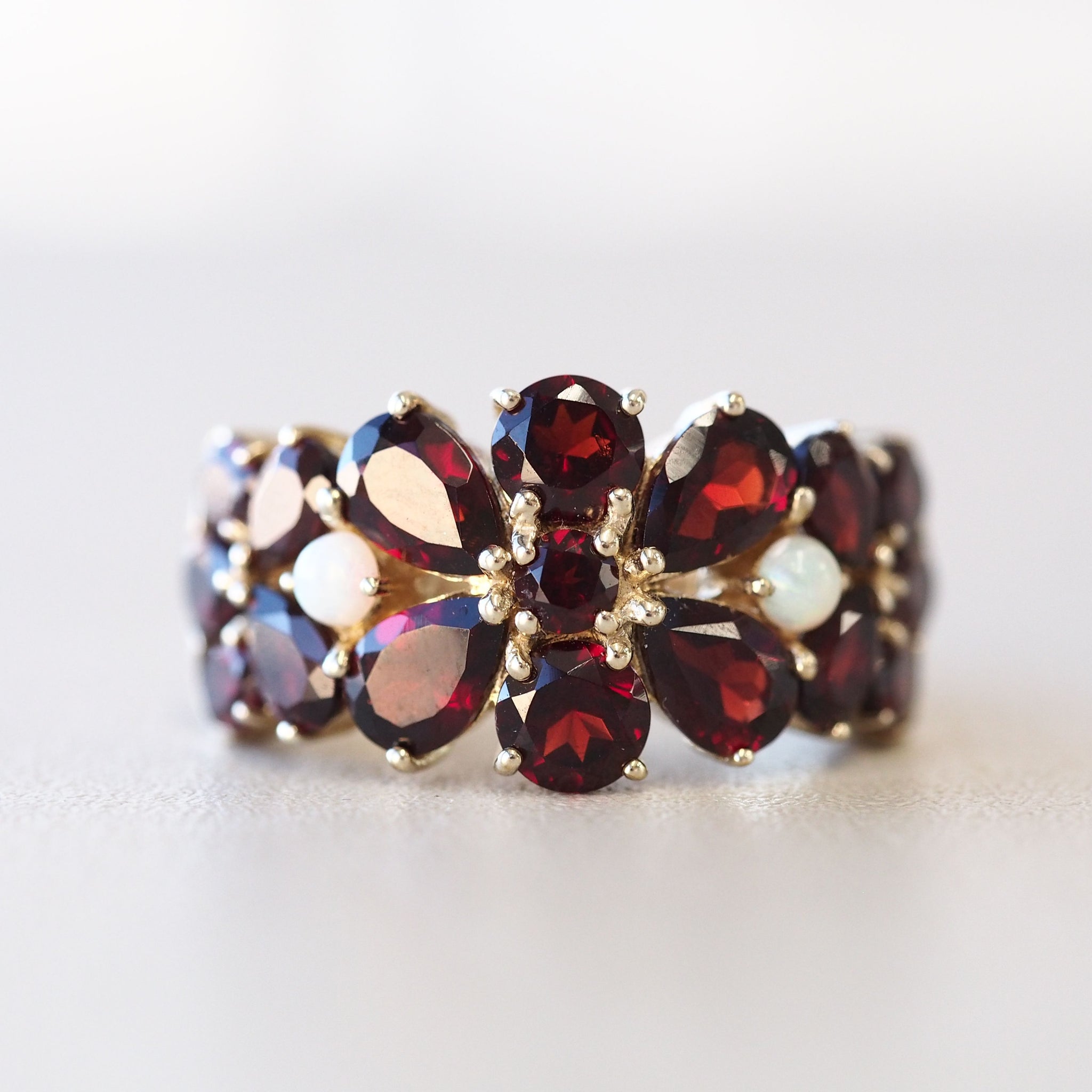 オパール – 碌山ショップ