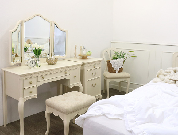 ドレッサーフェア