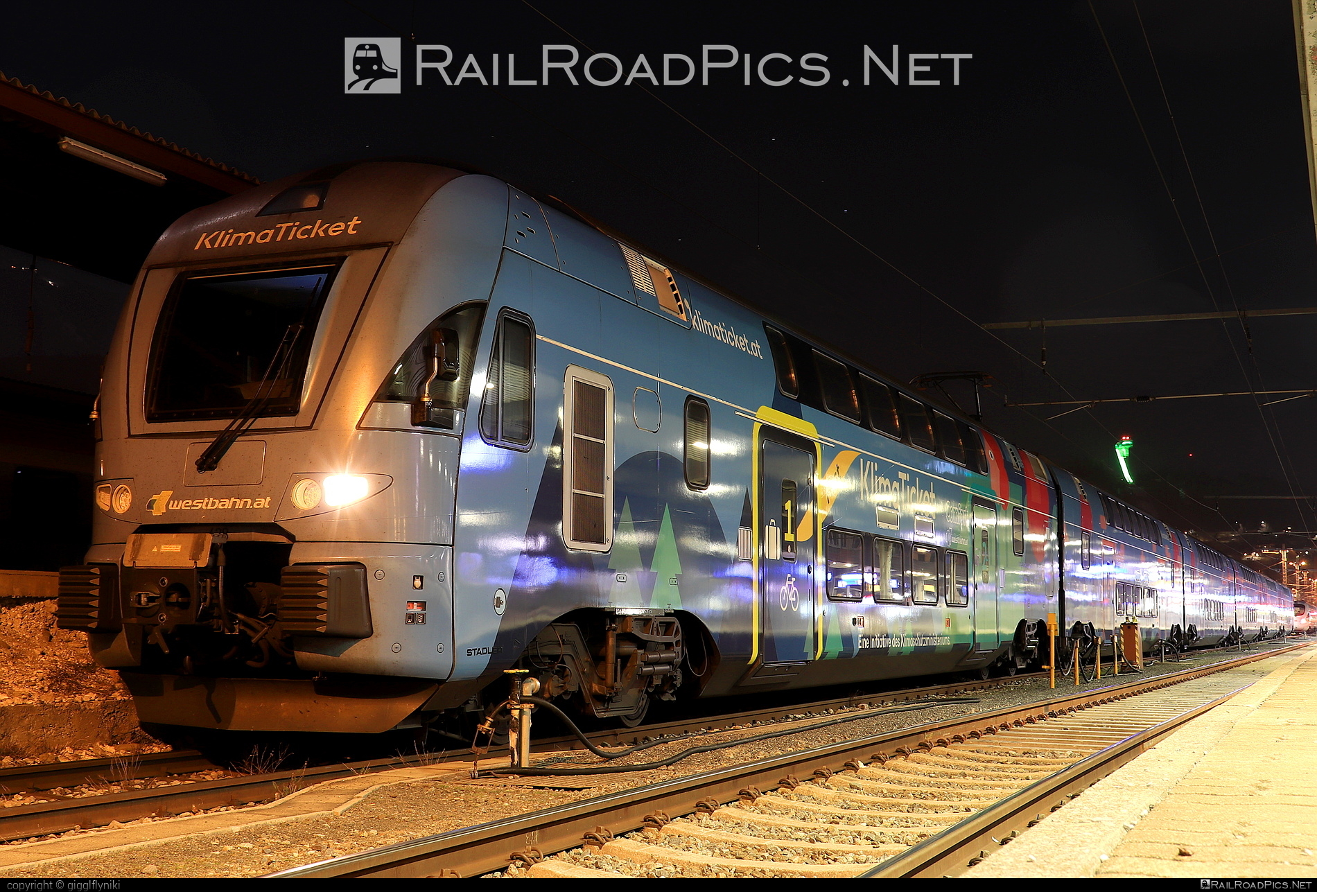 4010 028 - Stadler Kiss 3 operated by Westbahn Management GmbH