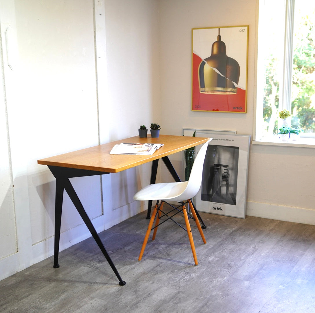 ヴィトラ / Vitra コンパスディレクション デスク ジャン・プルーヴェ