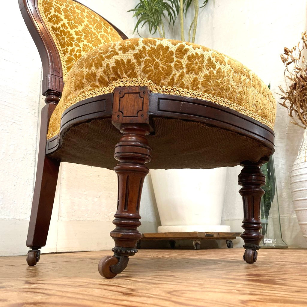 英国 アンティーク サロンチェア 花柄 イエロー 椅子 黄色 低め
