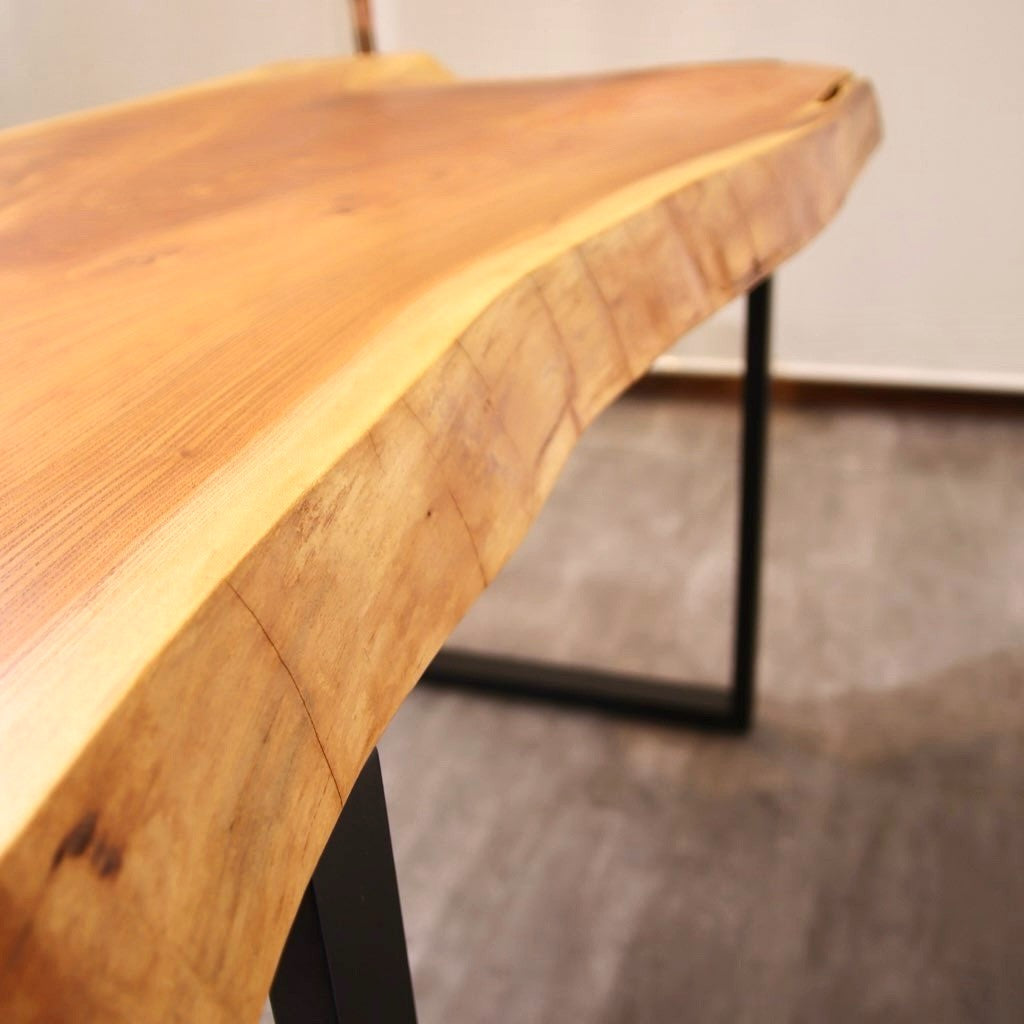 座卓から作ったケヤキ一枚板のデスク 無垢材 リメイク家具 再生家具