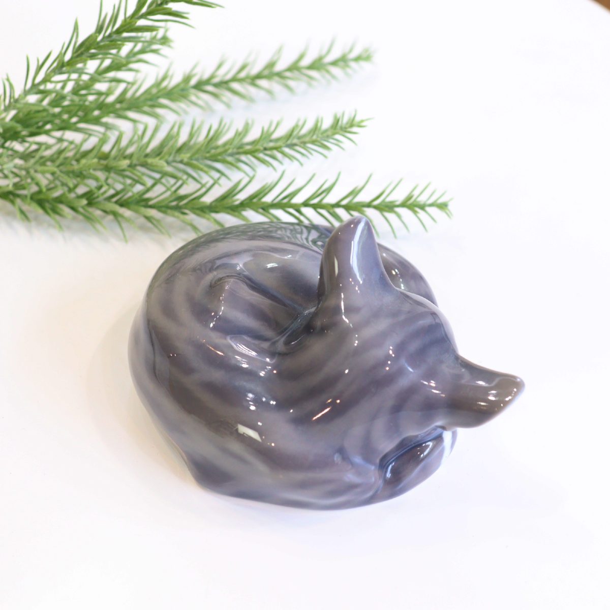 ロイヤルコペンハーゲン / ROYAL COPENHAGEN 眠り猫 フィギュリン 陶器