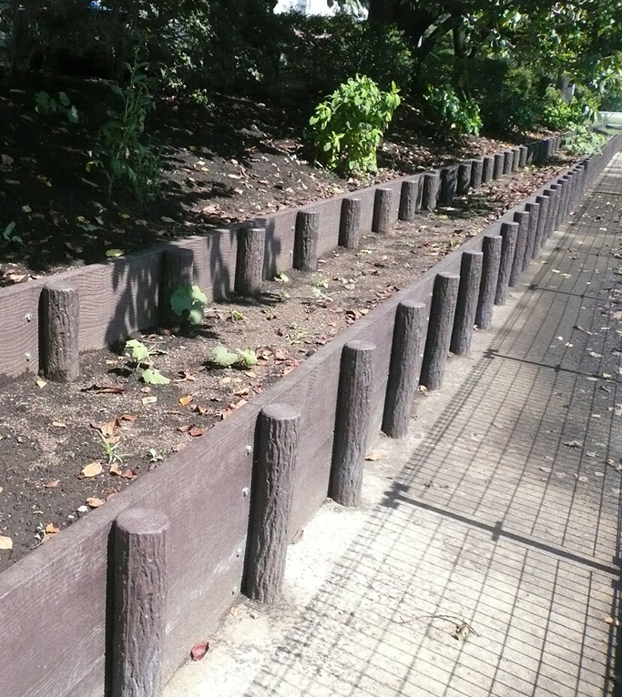 土留め（通常）シリーズ｜擬木「PLAWOOD(プラウッド)」｜リス興業株式会社