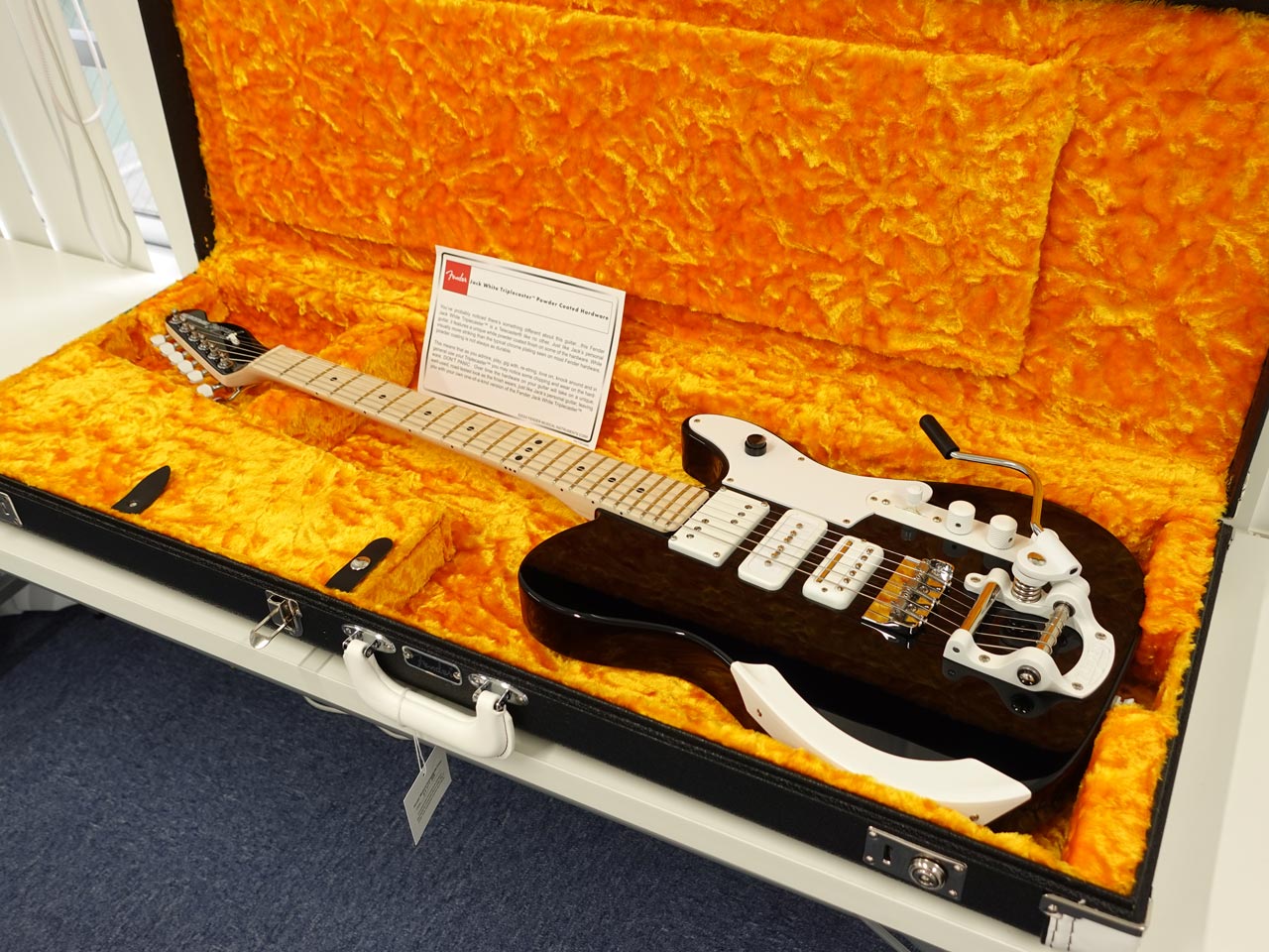 Fender フェンダー Limited Edition Jack White Triplecaster