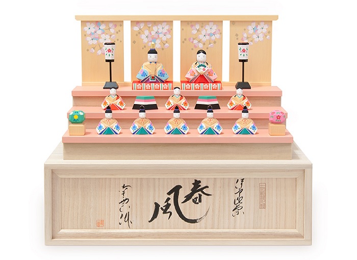 春風 雛人形伊予一刀彫木彫り 南雲 ひな人形段飾り｜綿の実工房